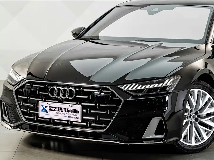 Audi A7L — фото 2