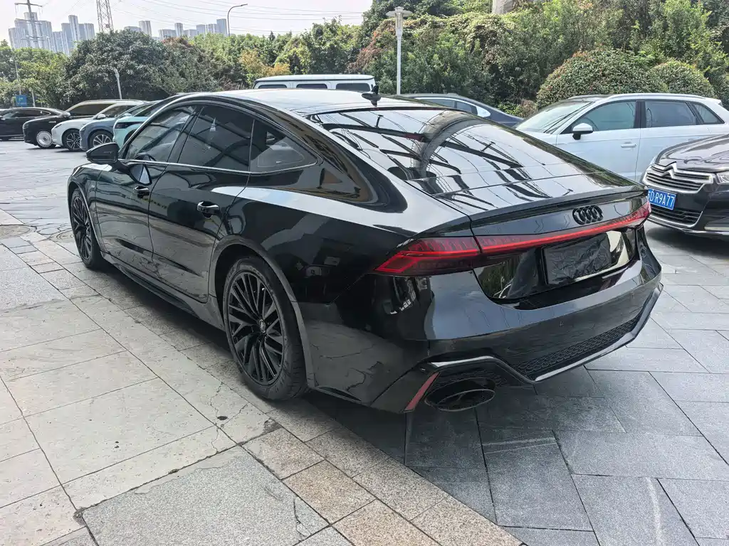 Audi A7 — фото 5