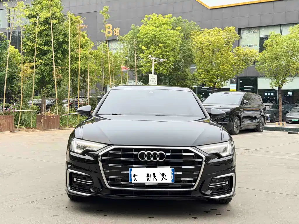 Audi A6L — фото 2
