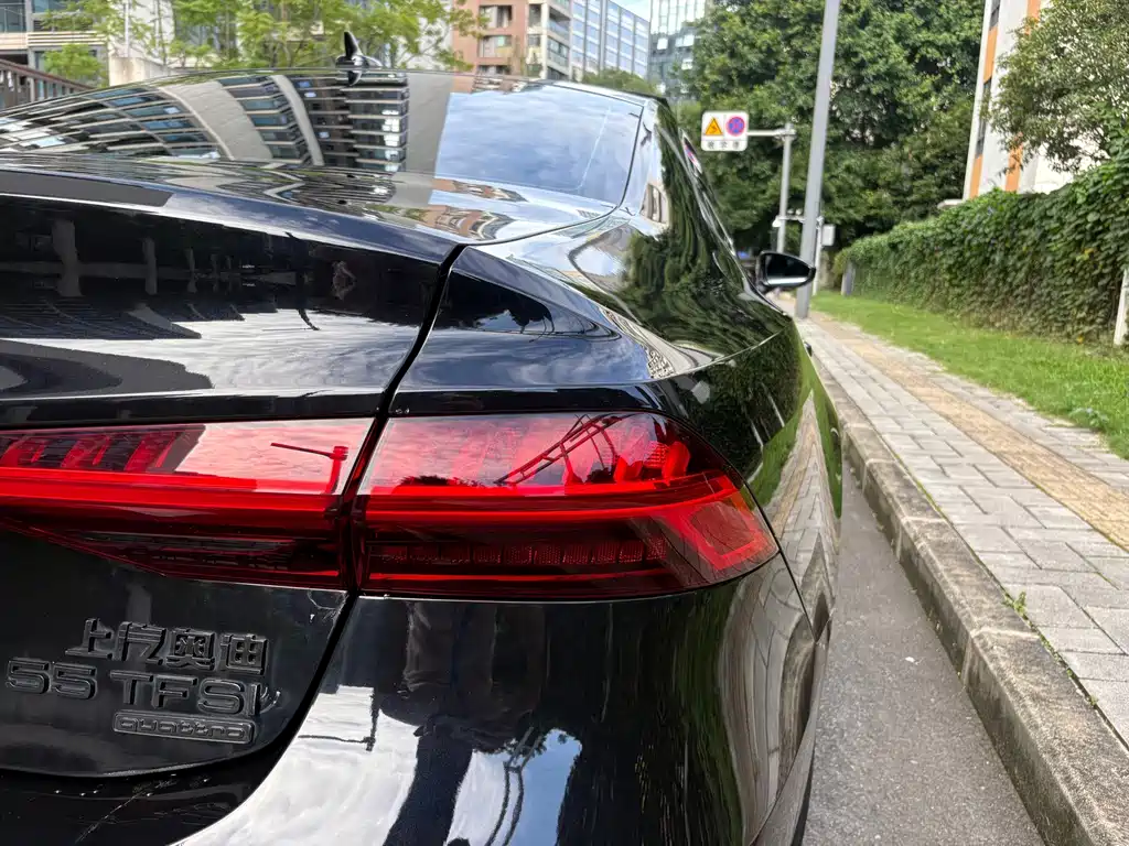 Audi A7L — фото 15