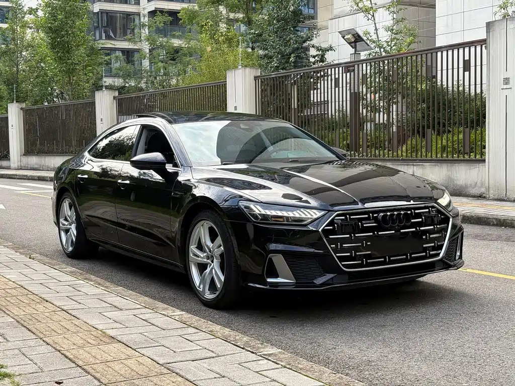 Audi A7L — фото 3