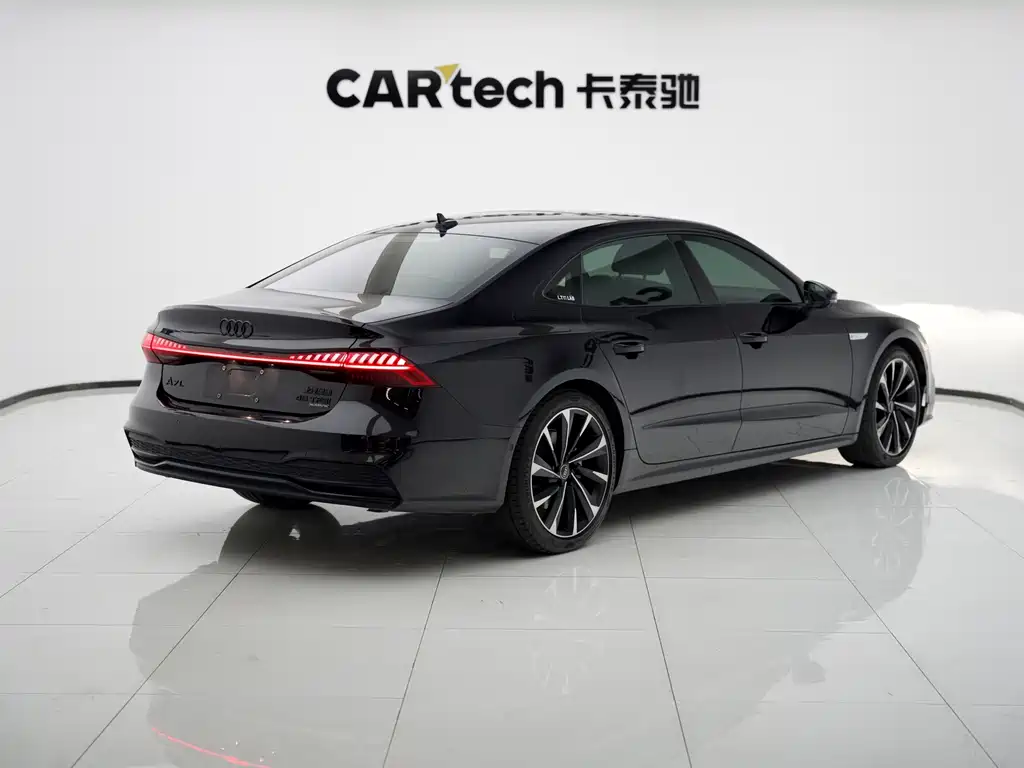 Audi A7L — фото 17