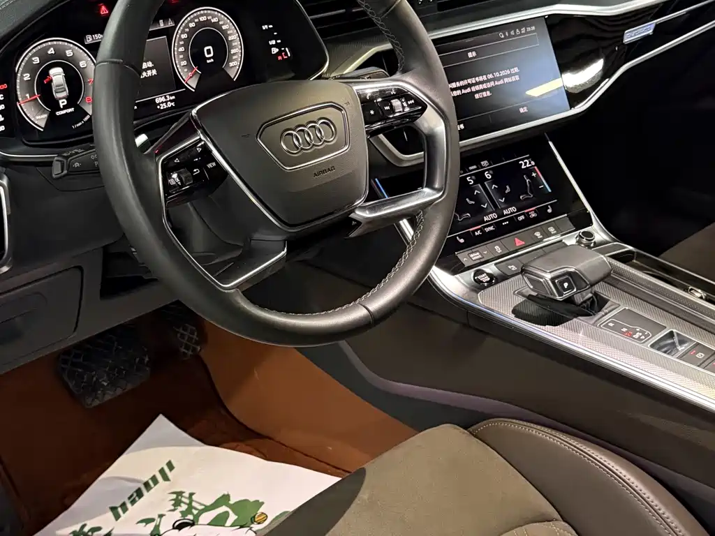 Audi A7L — фото 3