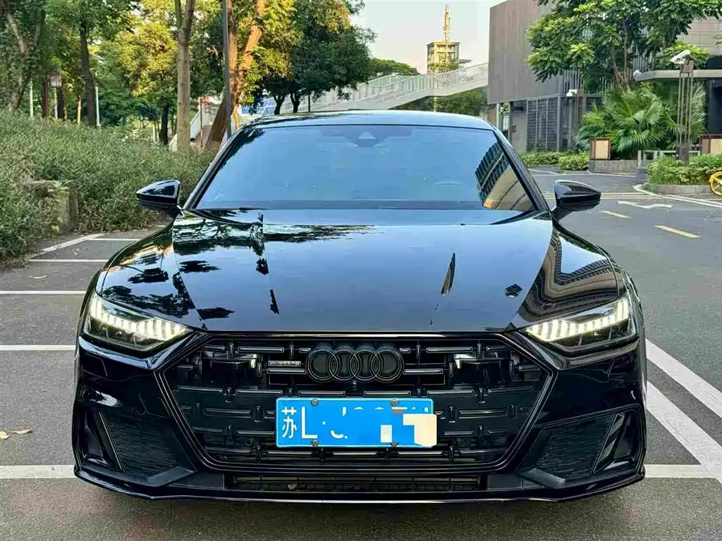 Audi A7L — фото 3