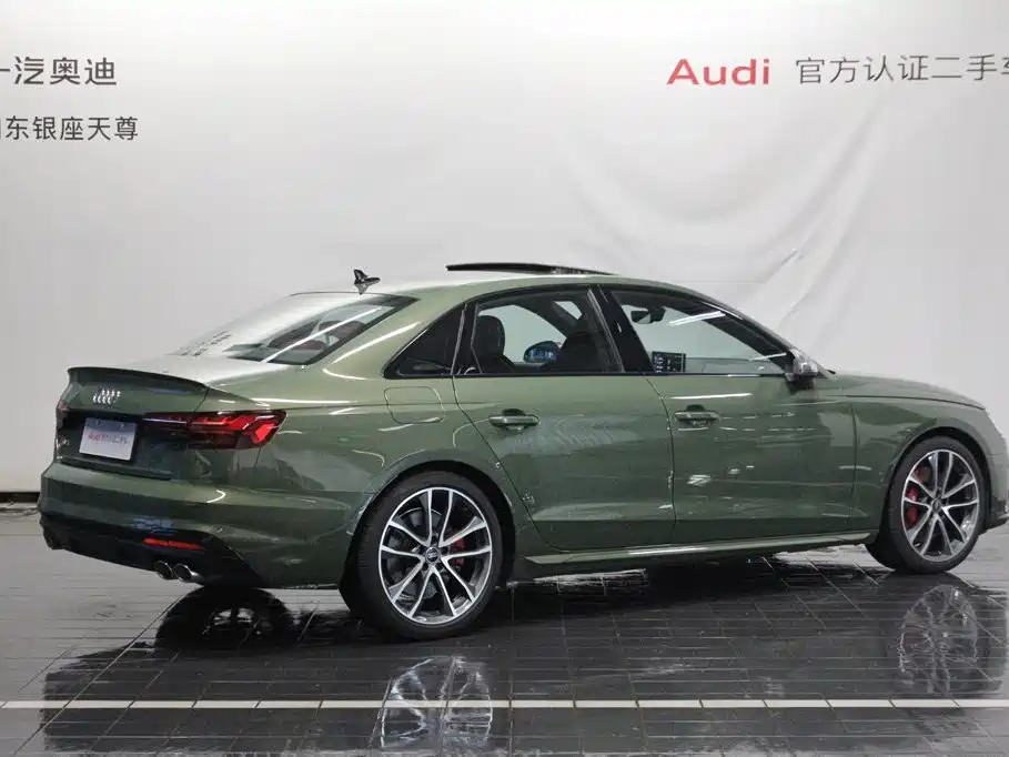 Audi S4 — фото 5