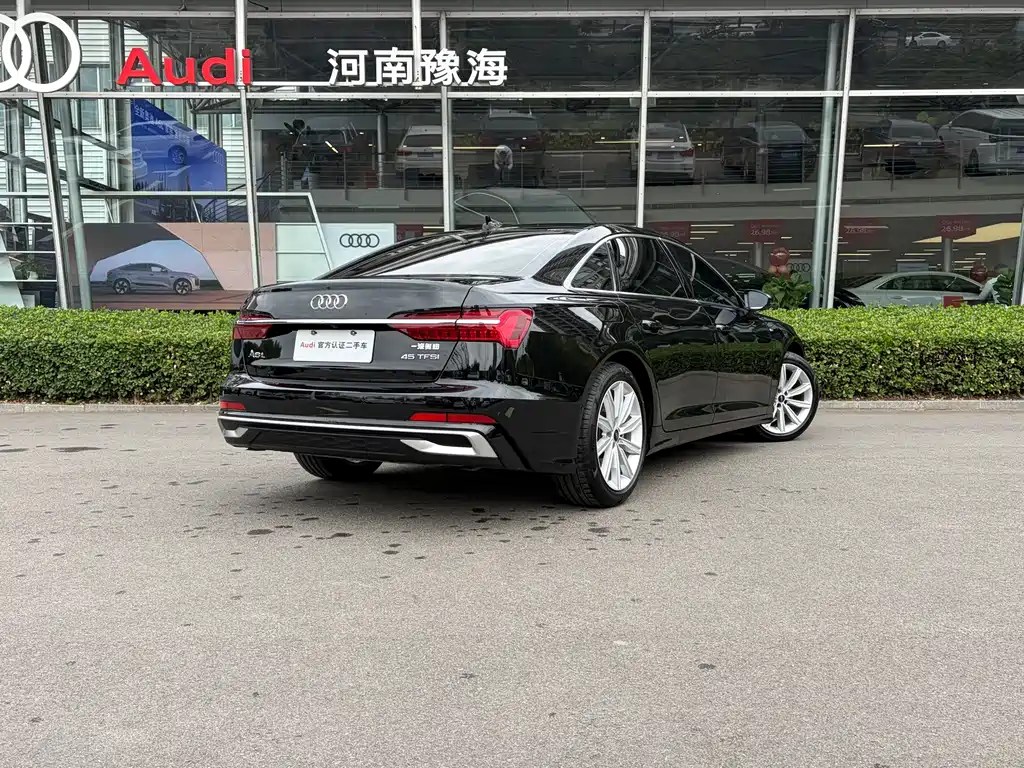 Audi A6L — фото 5