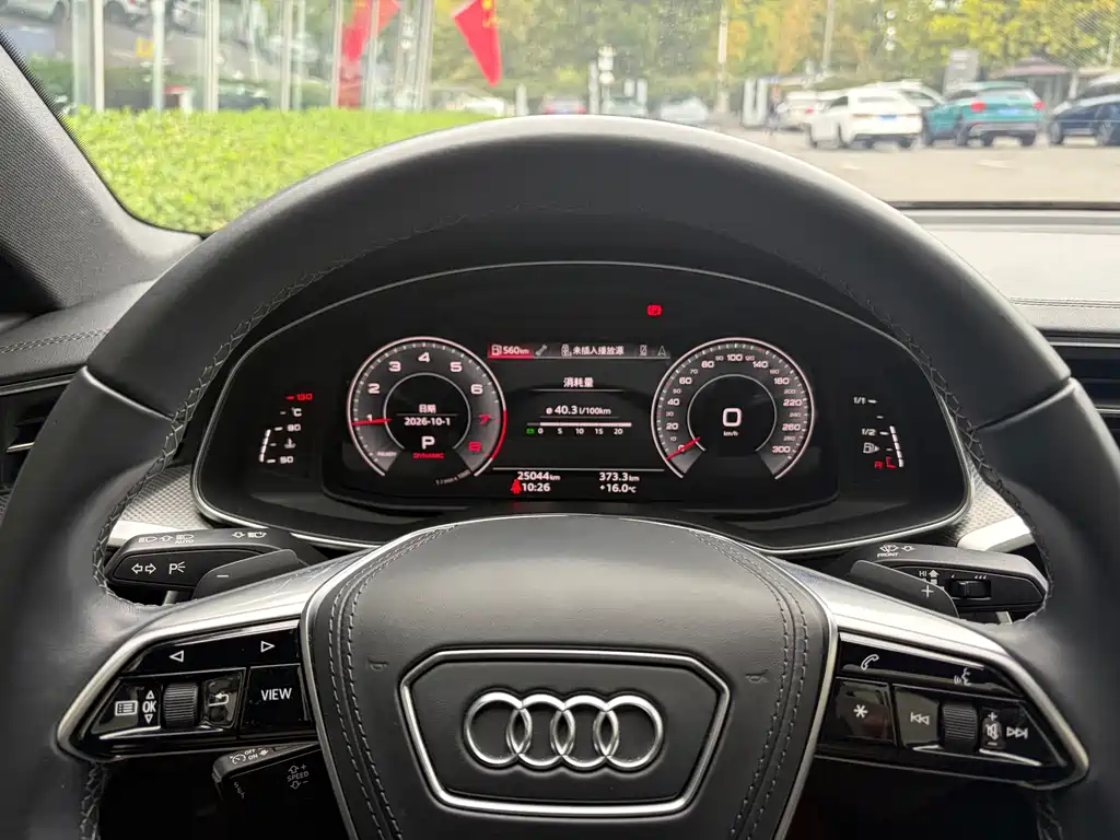 Audi A6L — фото 7
