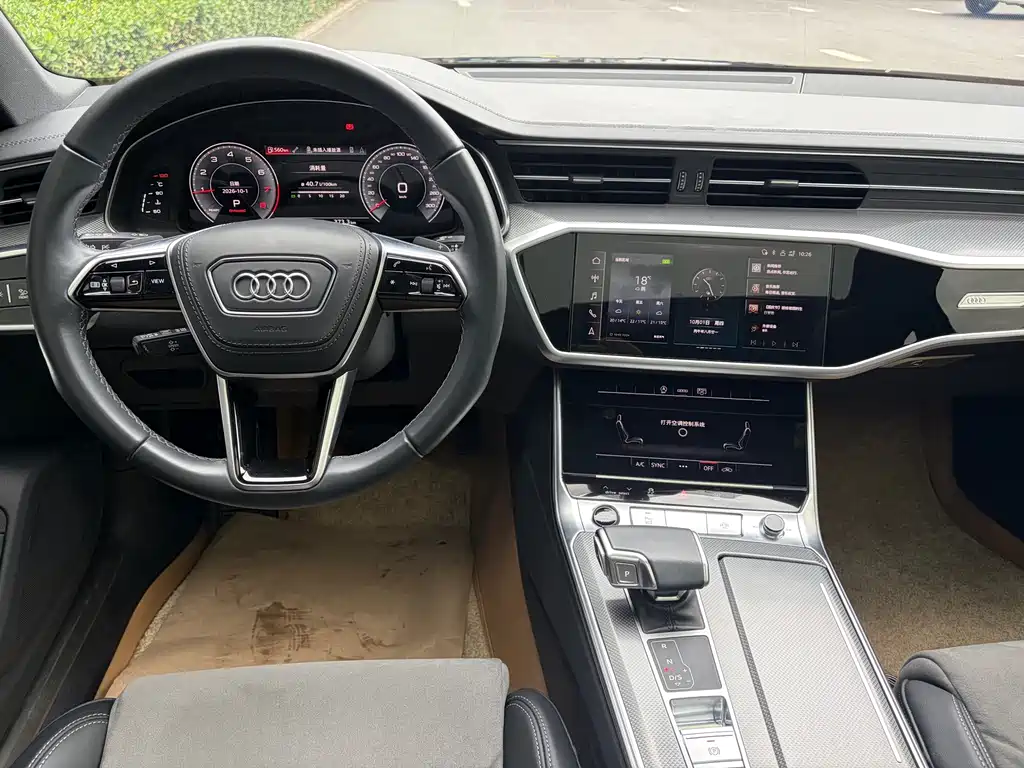 Audi A6L — фото 8