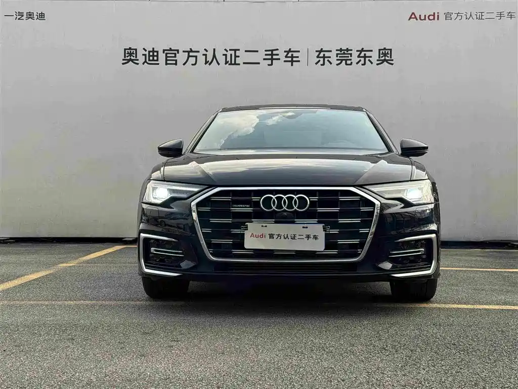 Audi A6L — фото 2