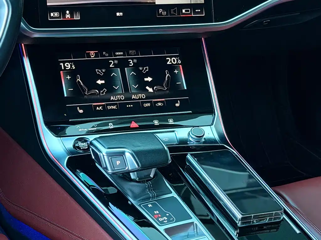 Audi A7L — фото 13