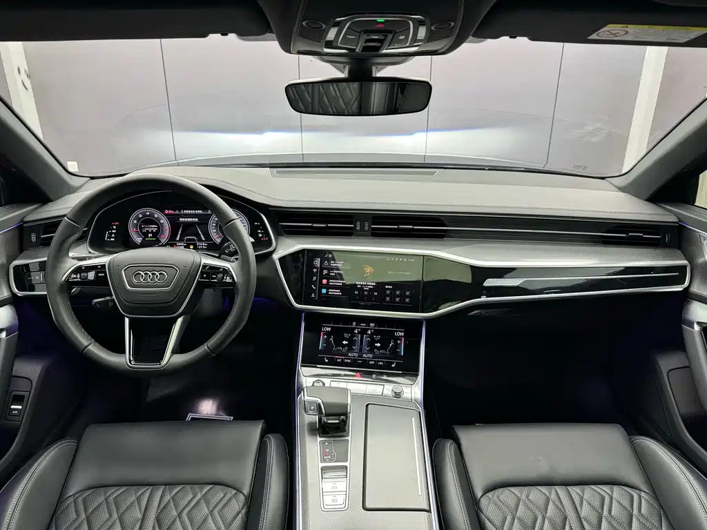 Audi A6L — фото 5
