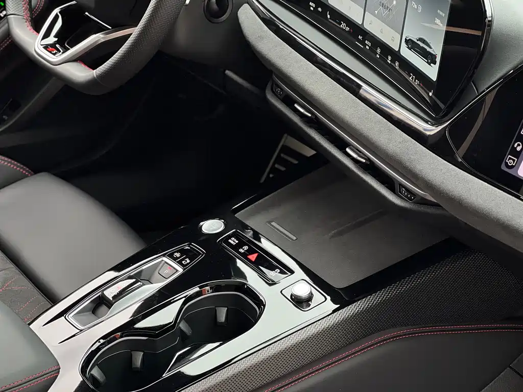 Audi A5L Sportback — фото 13