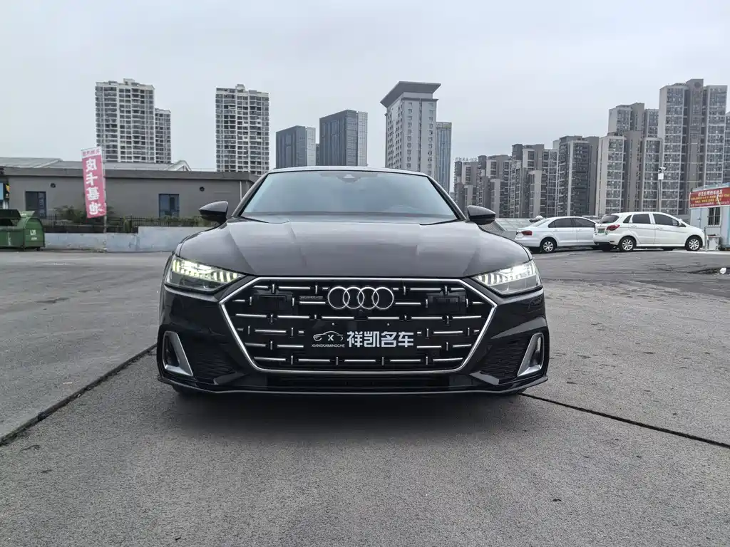 Audi A7L — фото 2