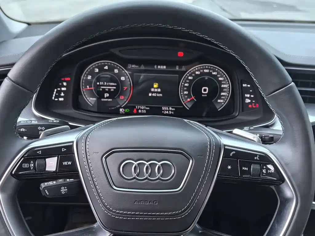 Audi A7L — фото 9