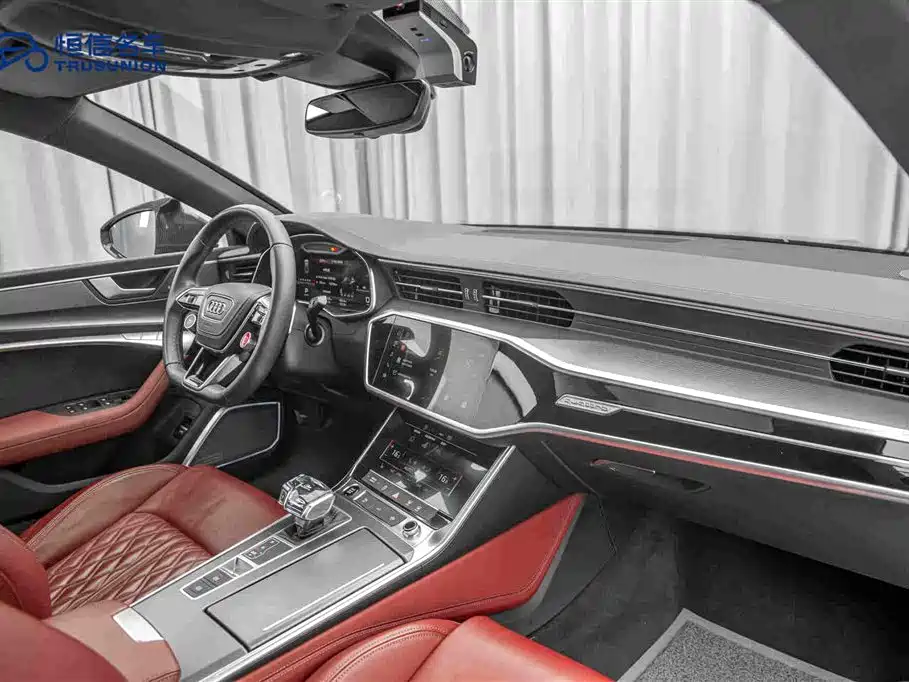Audi A7L — фото 14