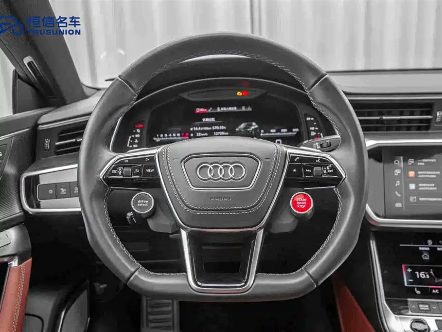 Audi A7L — фото 17
