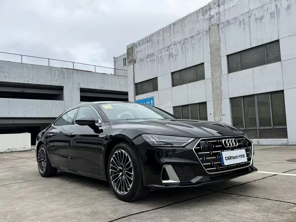 Audi A7L — фото 3