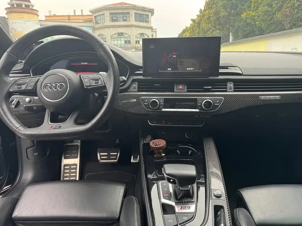 Audi RS 5 — фото 13