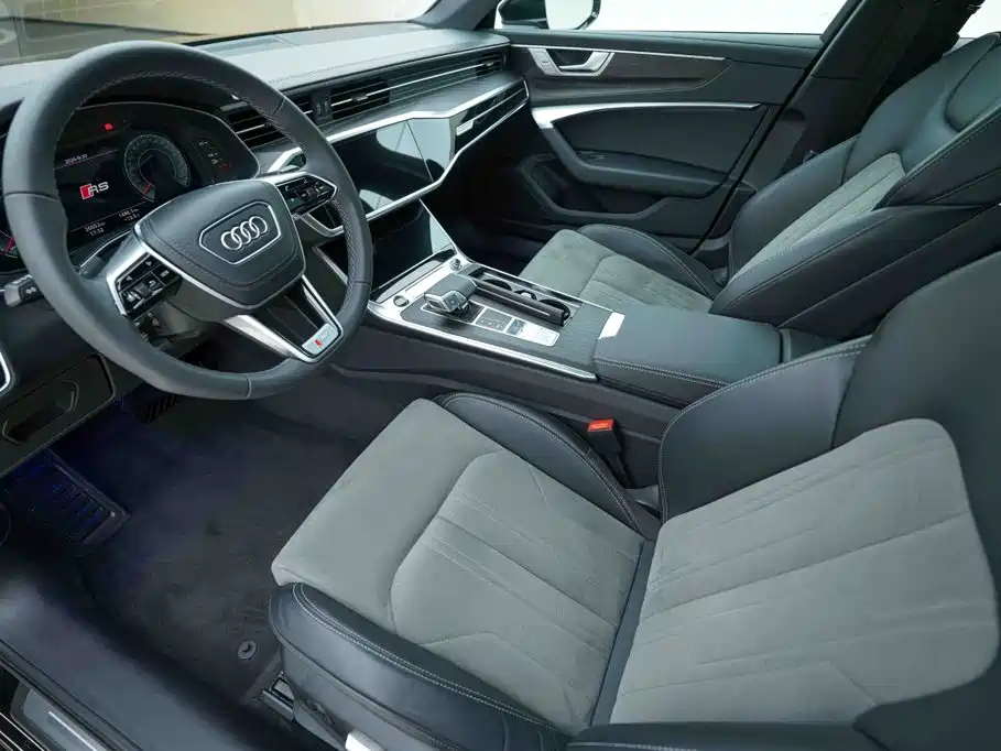 Audi A6L — фото 10