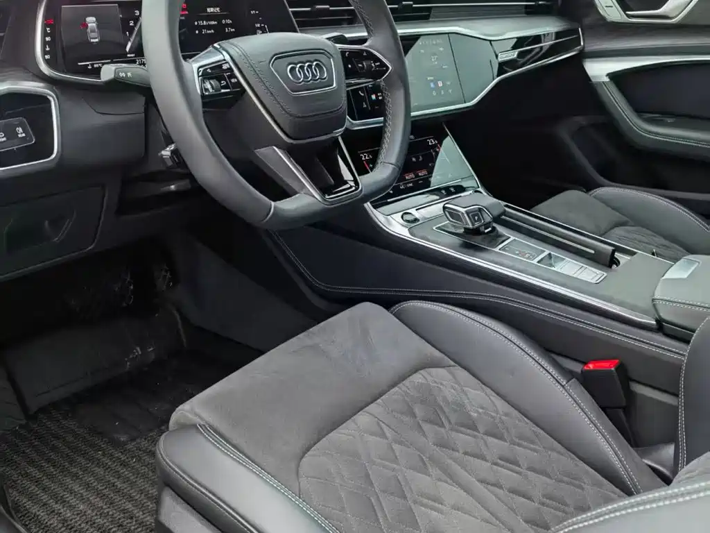 Audi A6L — фото 5