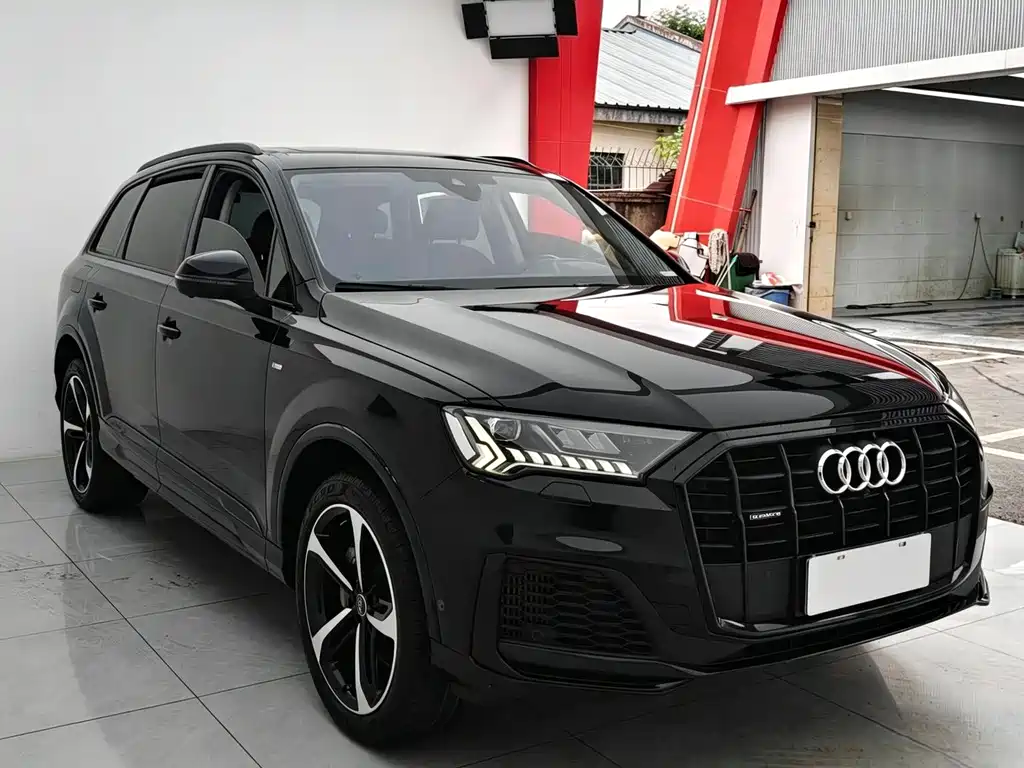 Audi Q7 — фото 3