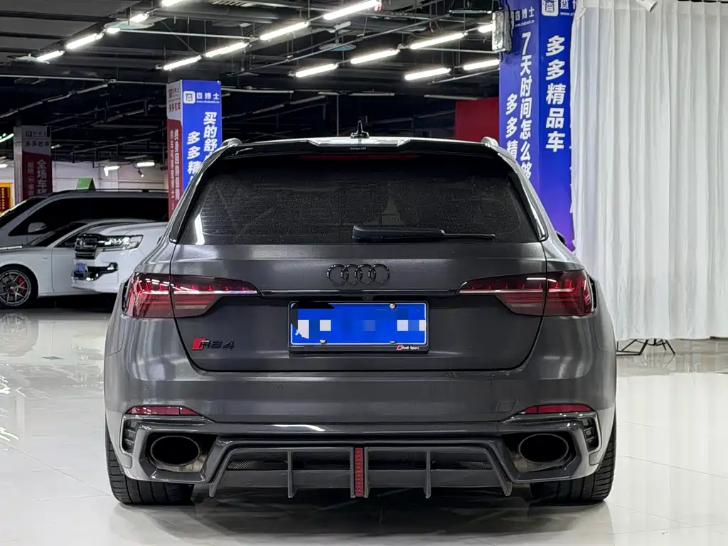 Audi RS 4 — фото 5