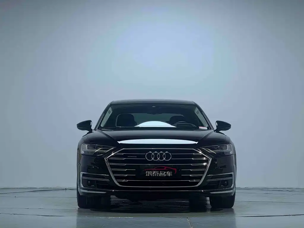 Audi A8 — фото 3