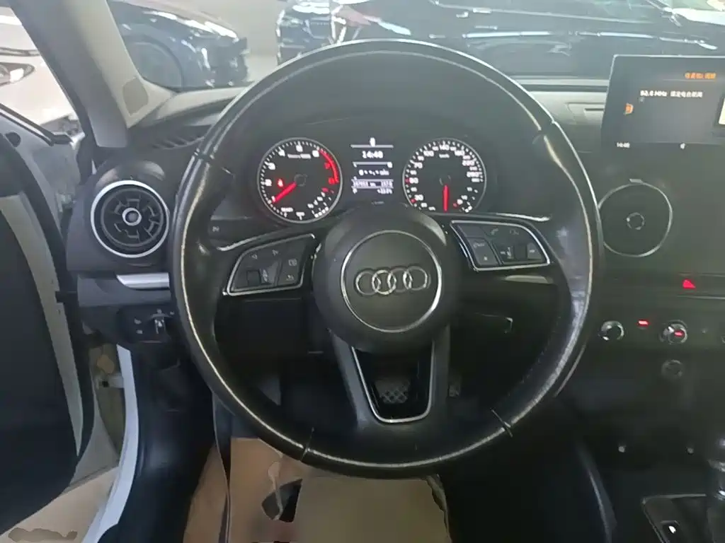 Audi A3 — фото 11
