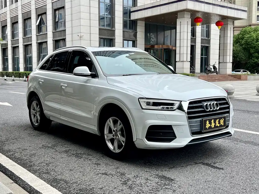 Audi Q3 — фото 3