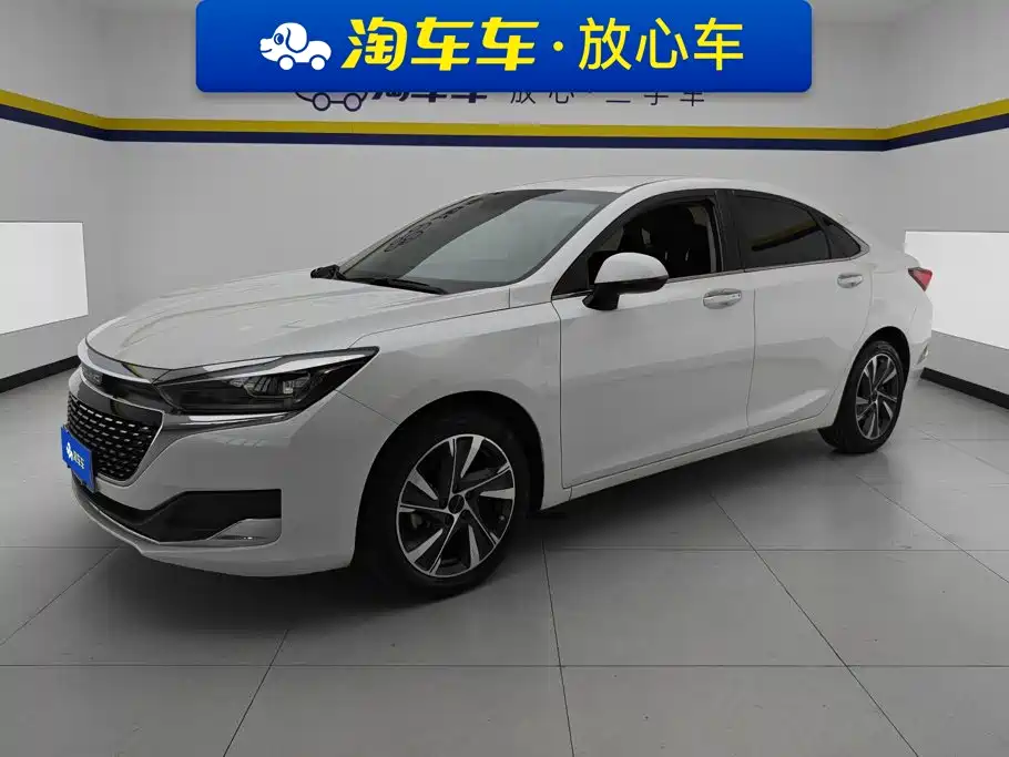 BAIC U7