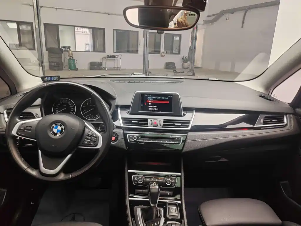 BMW 2 Series Gran Tourer — фото 5