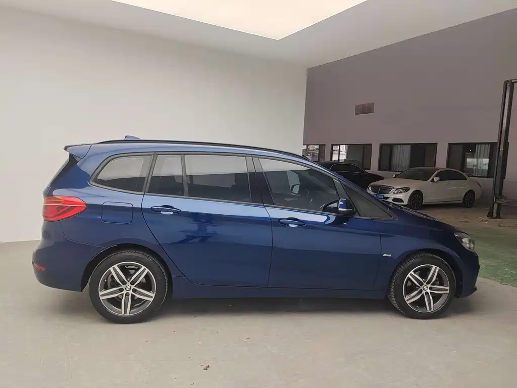 BMW 2 Series Gran Tourer — фото 9