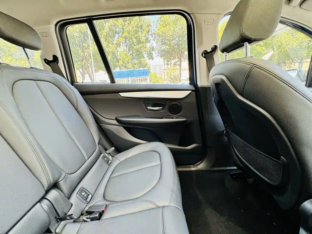 BMW 2 Series Gran Tourer — фото 17