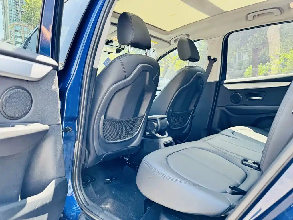 BMW 2 Series Gran Tourer — фото 20