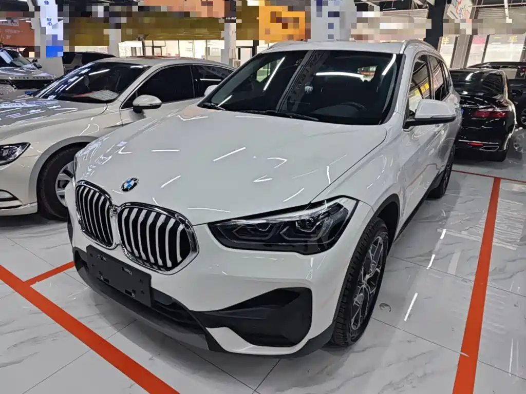 BMW X1 — фото 2