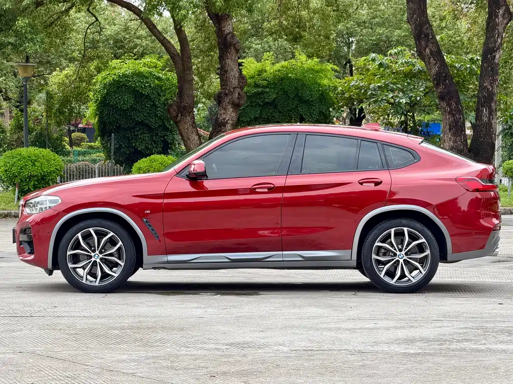 BMW X4 — фото 4