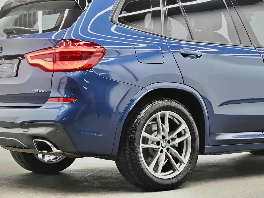 BMW X3 — фото 8
