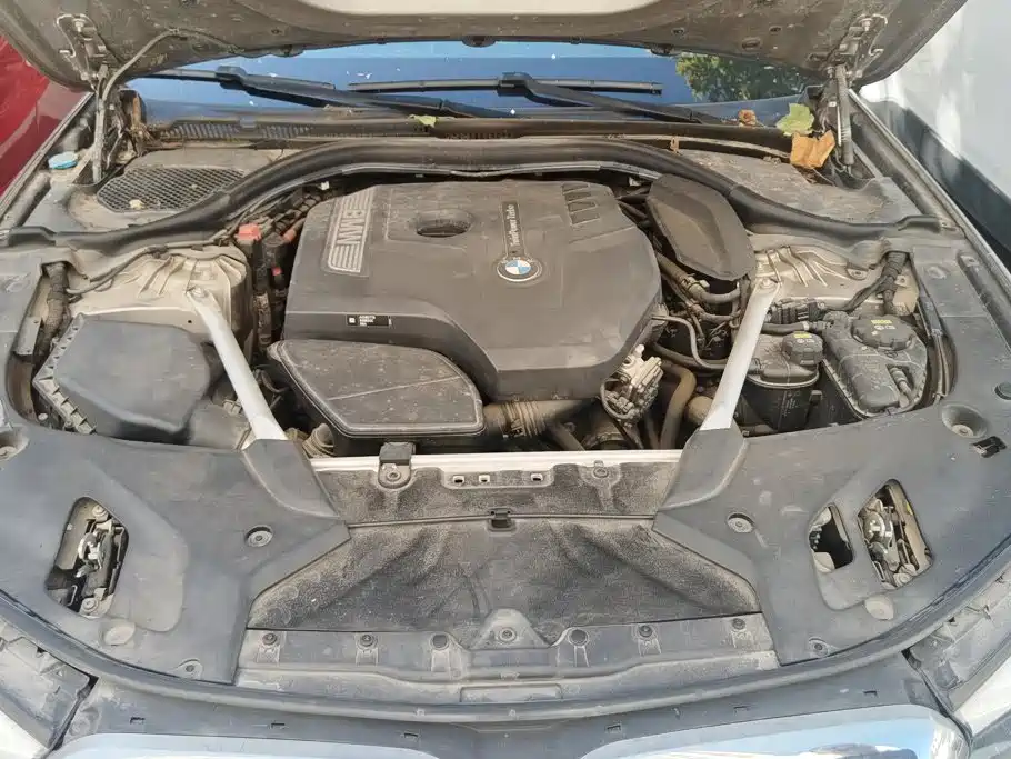 BMW 5 Series — фото 10