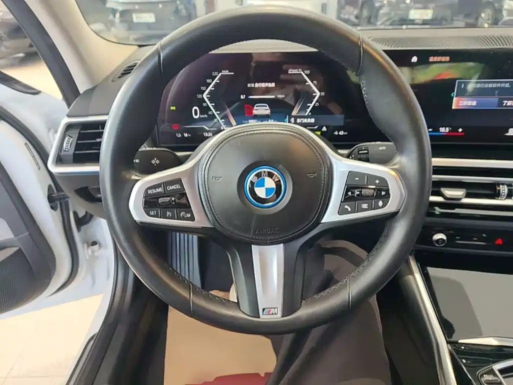 BMW i3 — фото 11