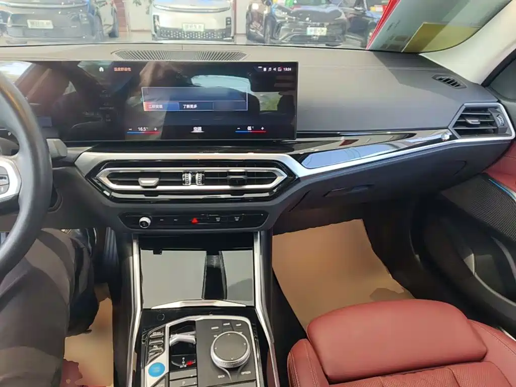 BMW i3 — фото 10