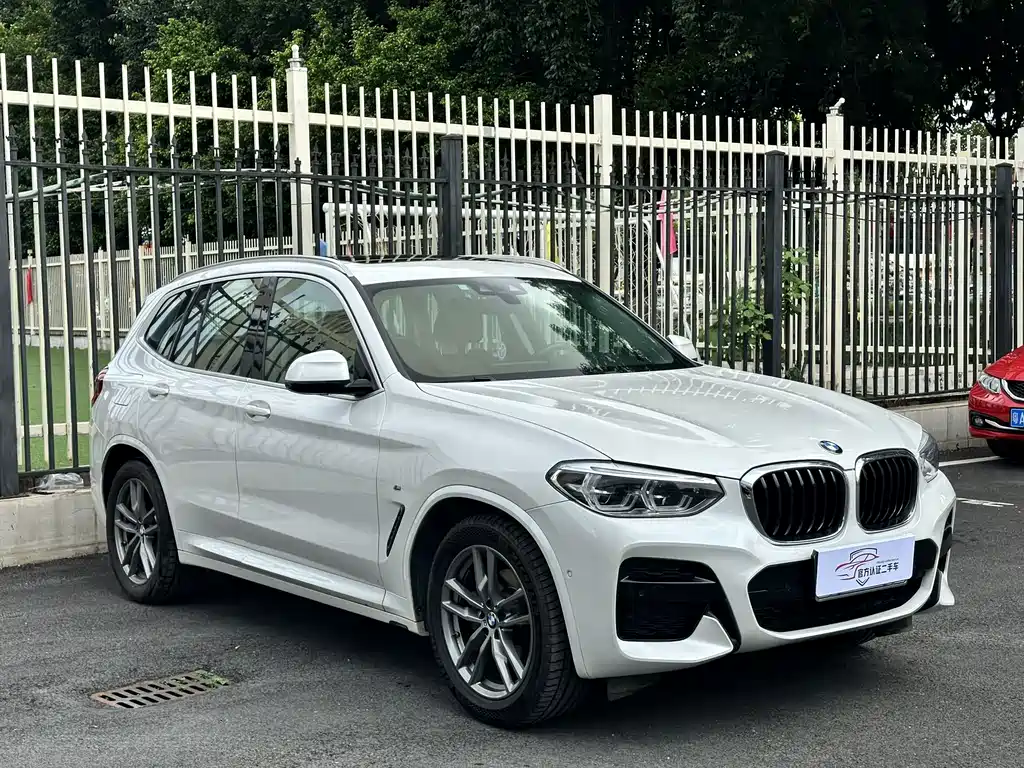 BMW X3 — фото 2