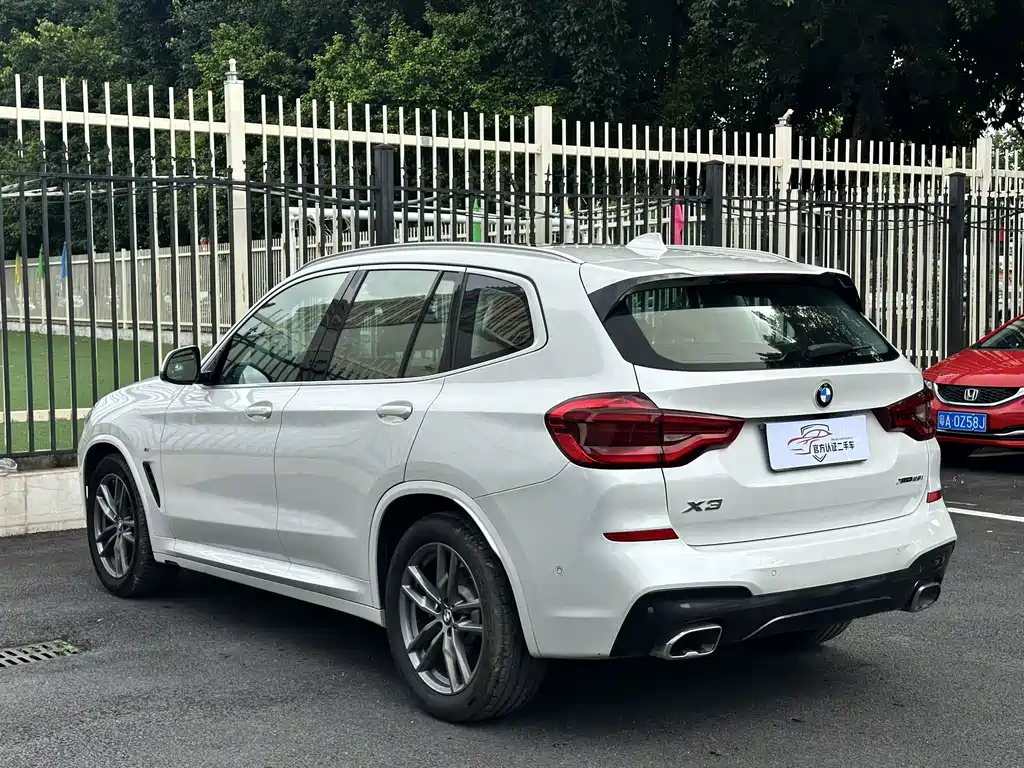 BMW X3 — фото 14