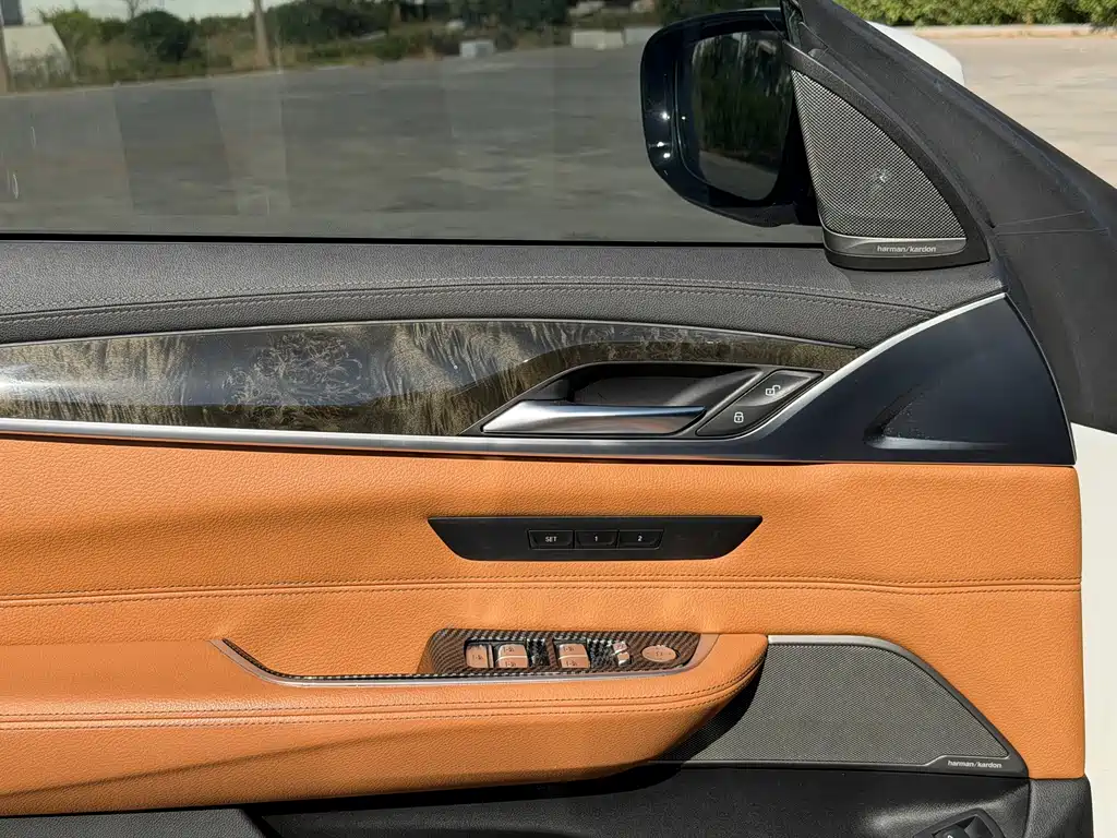 BMW 6 Series GT — фото 9