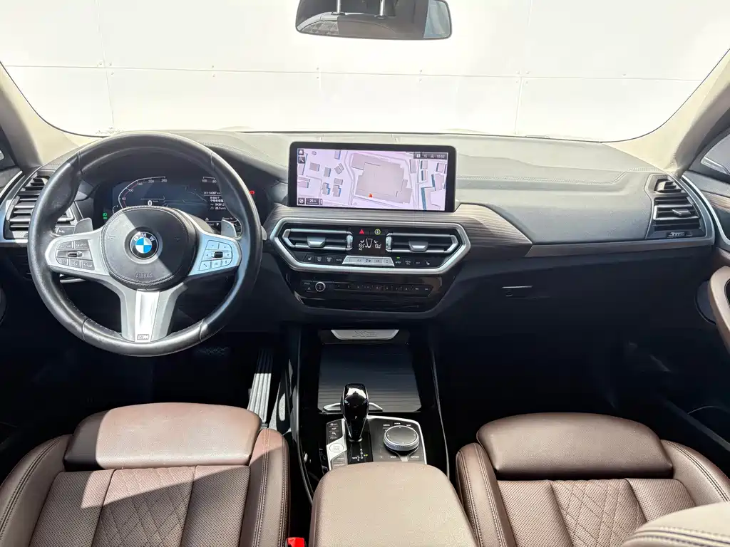 BMW X3 — фото 13