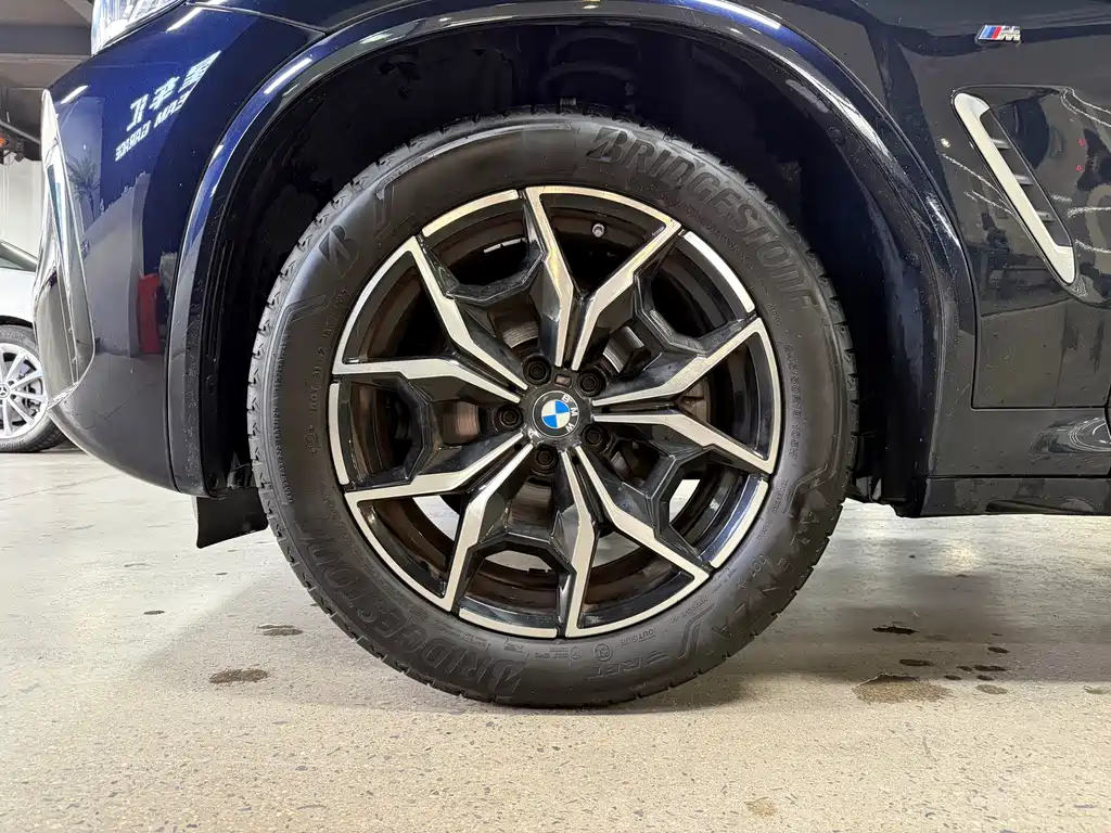 BMW X3 — фото 24