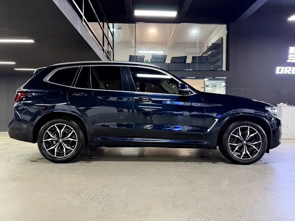 BMW X3 — фото 10