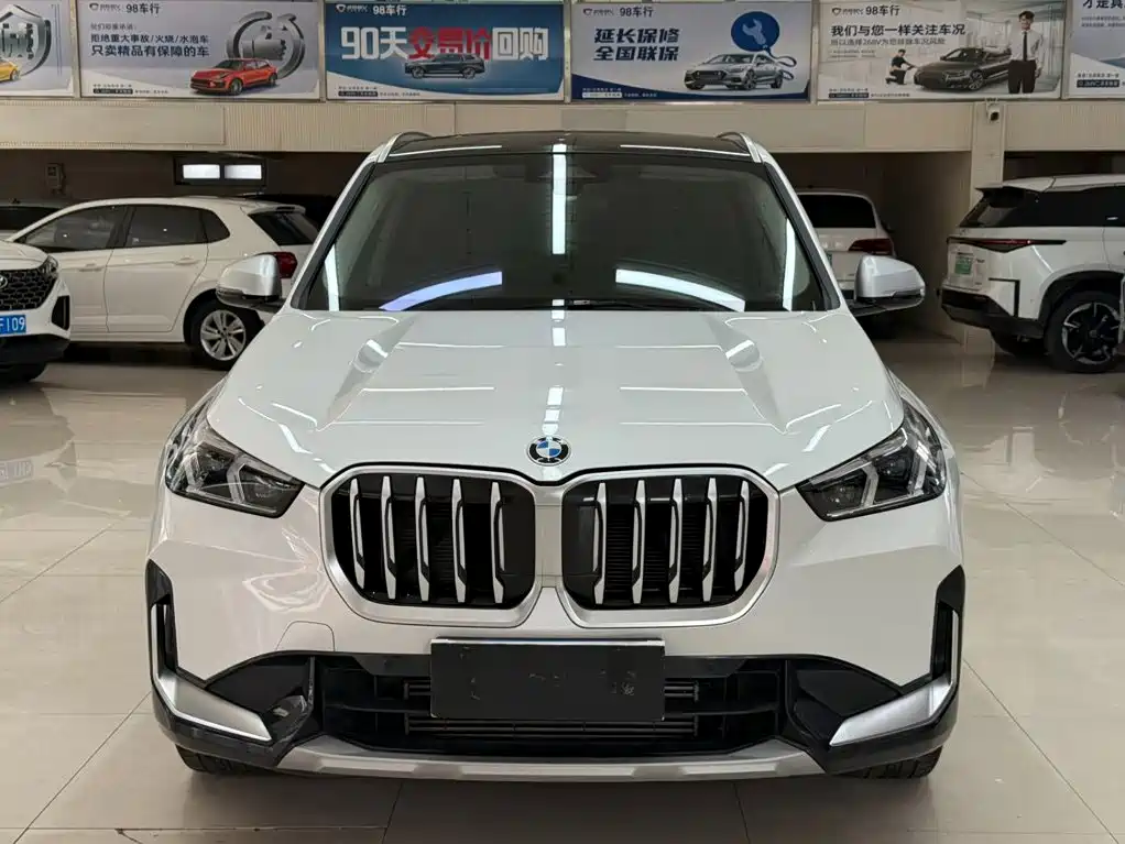 BMW X1 — фото 2