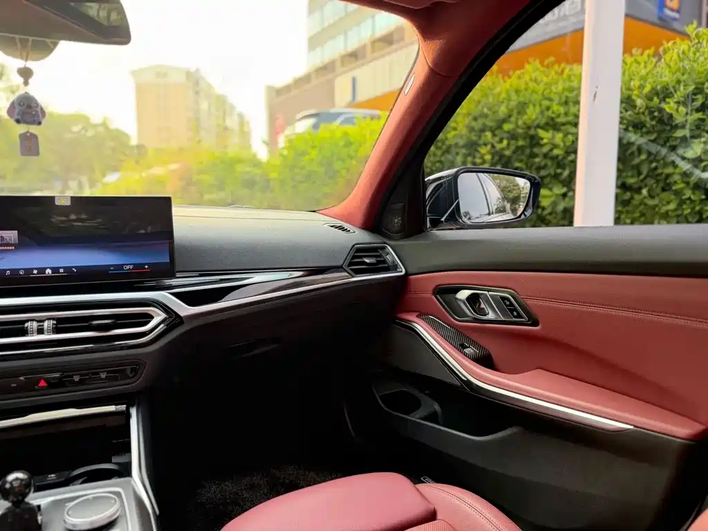 BMW 3 Series — фото 14