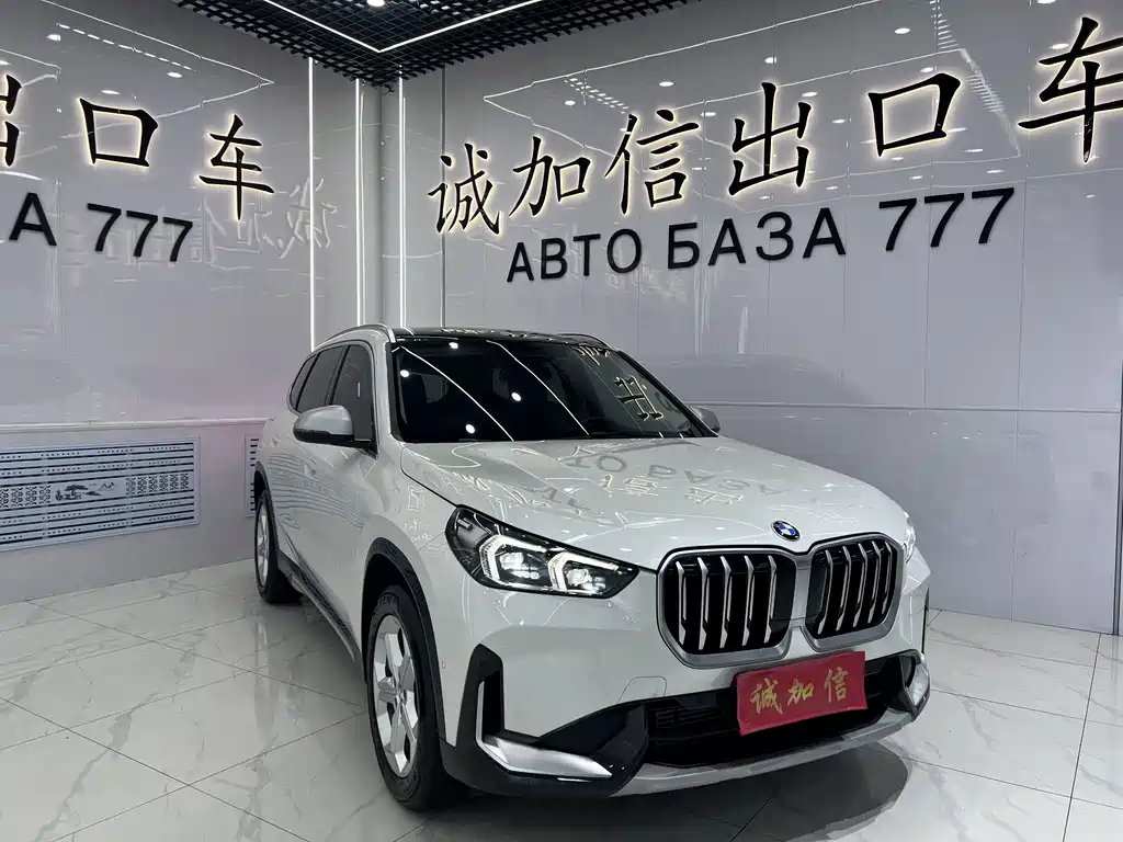 BMW X1 — фото 3