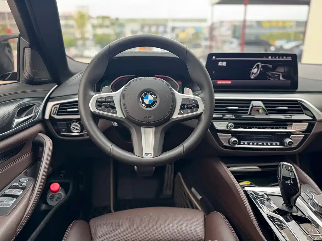 BMW 5 Series (Import) — фото 11